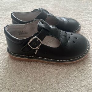 L'Amour Black Dress Shoes with Classic Design